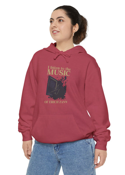 I Listen To The Music Of Erich Zann – Hoodie Unisex