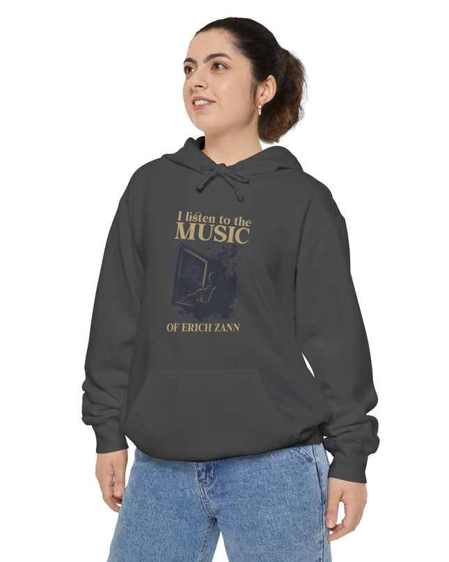 I Listen To The Music Of Erich Zann – Hoodie Unisex